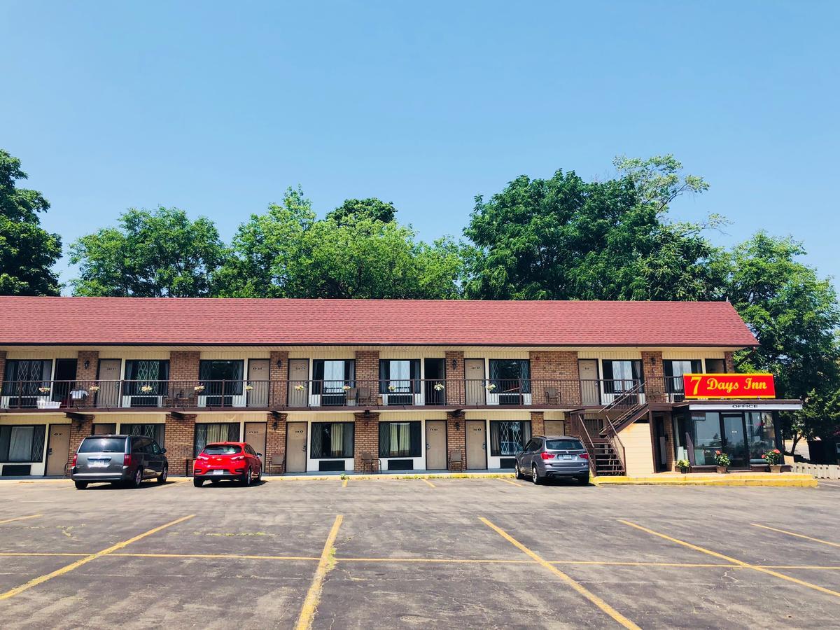 7 Days Inn Niagara Falls ไนแอการาฟอลส์ ภายนอก รูปภาพ